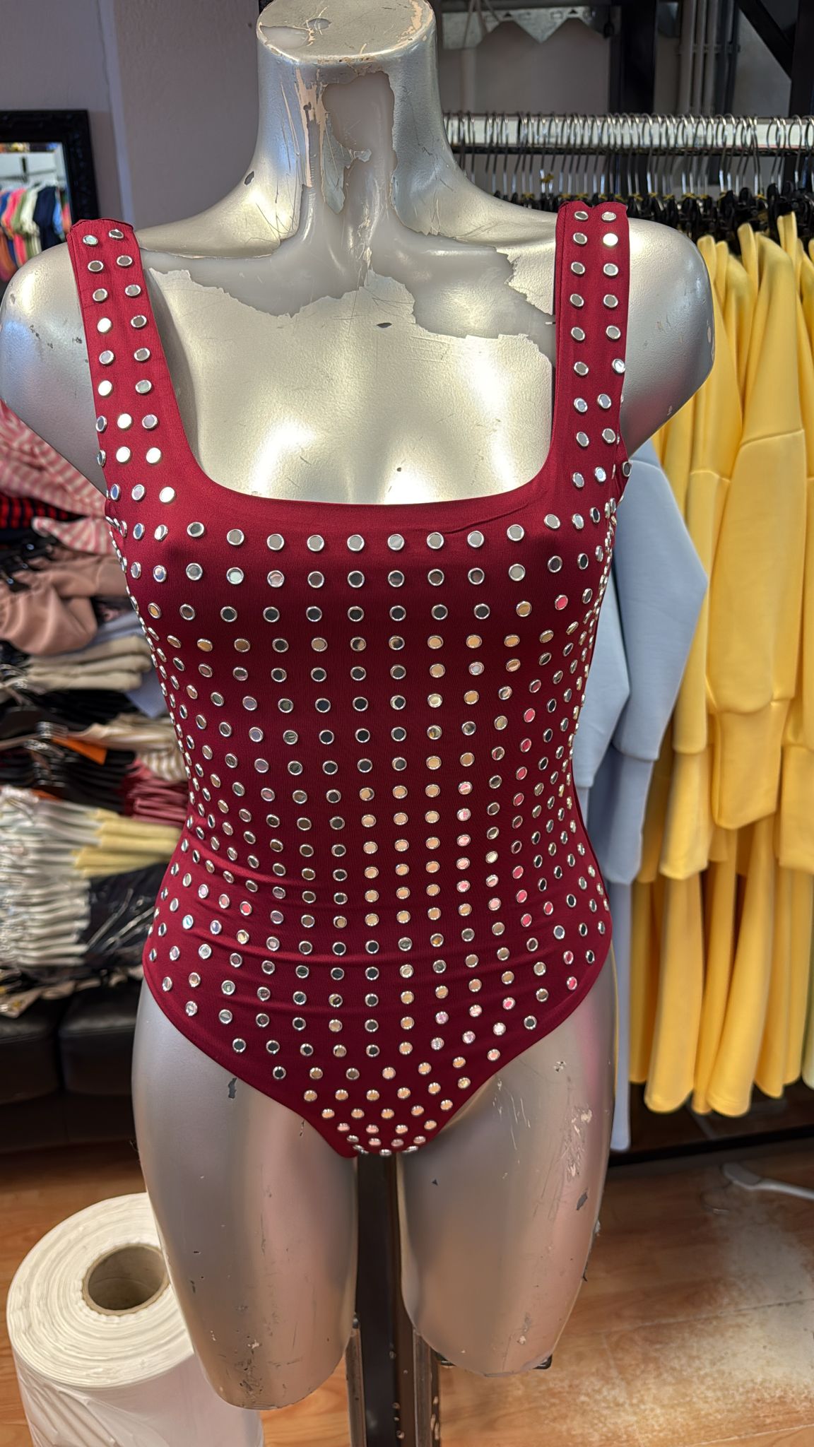 Viral body Bordeaux rood